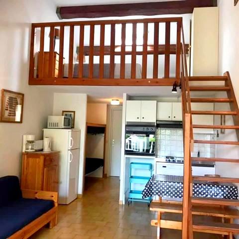 LOCATION STUDIOS DE VACANCES A LA CROIX VALMER - GOLFE DE SAINT-TROPEZ